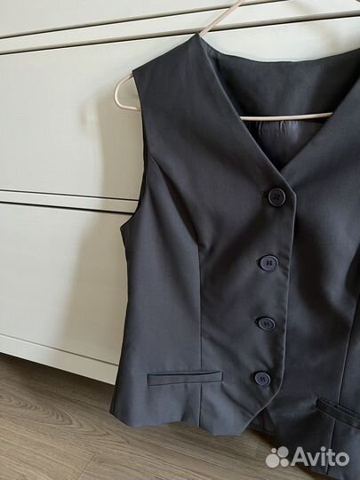 Жилет женский