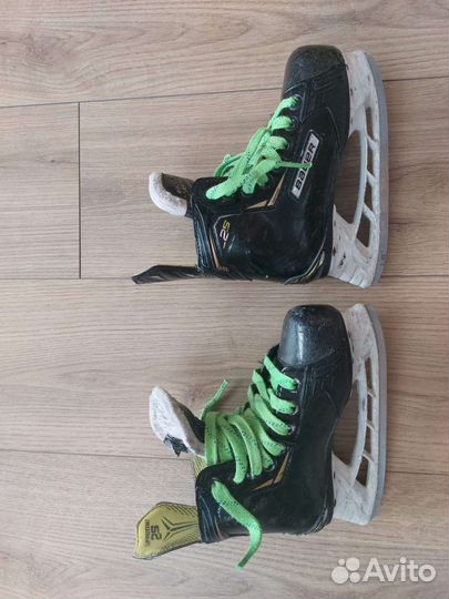 Хоккейные коньки bauer supreme 2S Y12,5 EE
