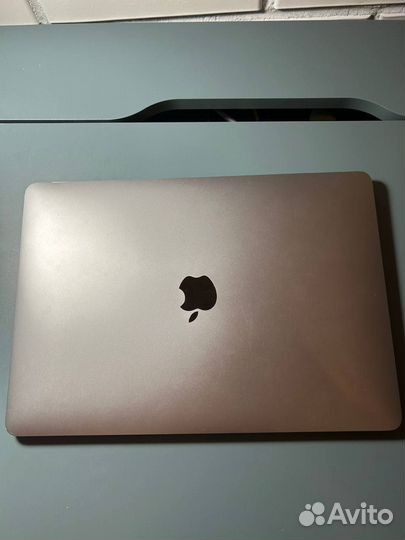Apple Macbook Air 13' 2020 intel i5 Space Gray