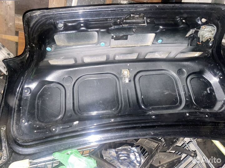 Крышка багажника BMW е 39 стеклопластик