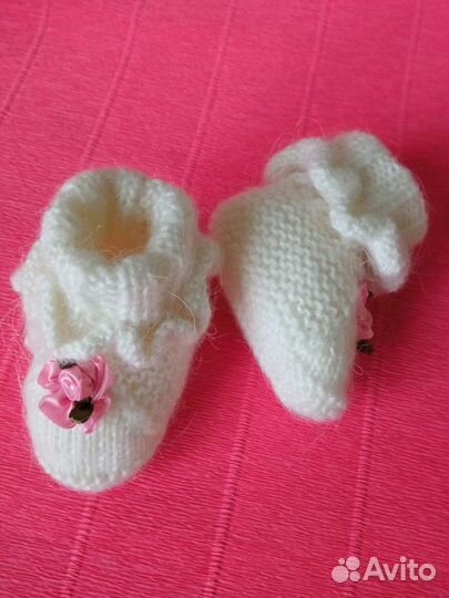 Вязаные шерстяные носочки для малышей