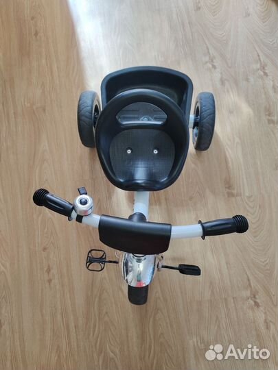 Трехколесный велосипед