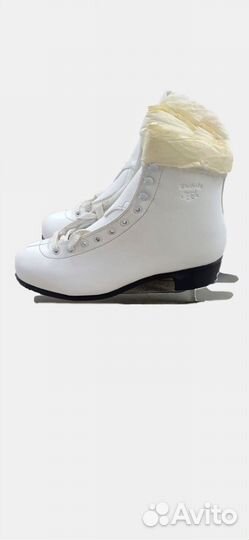 Коньки фигурные