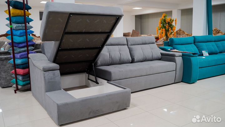 Диван с атаманкой