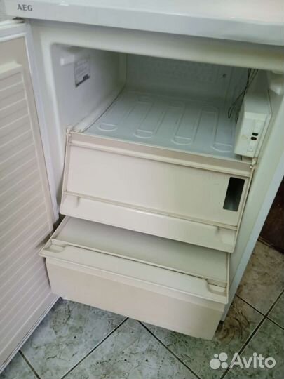 Морозильная камера AEG