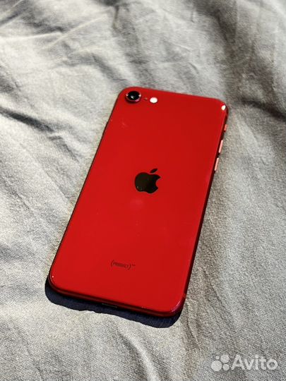 Телефон iPhone se 2020 128 gb