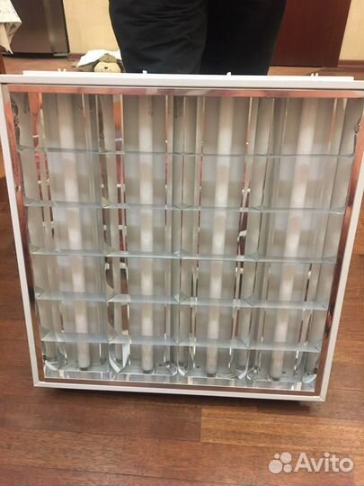 Светильник потолочный