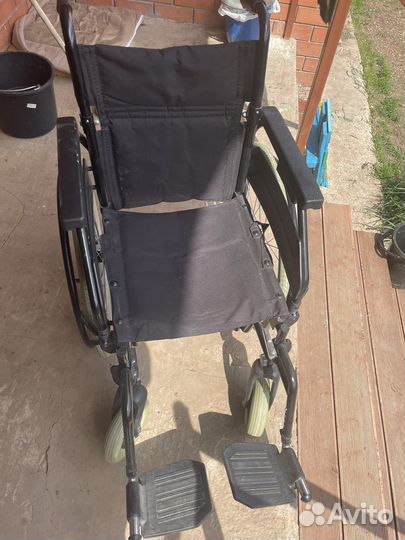 Инвалидная коляска