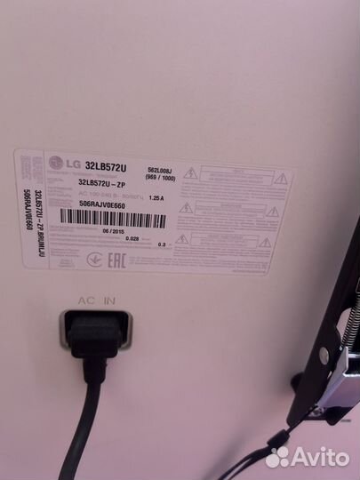 Телевизор lg SMART tv 32 дюйма