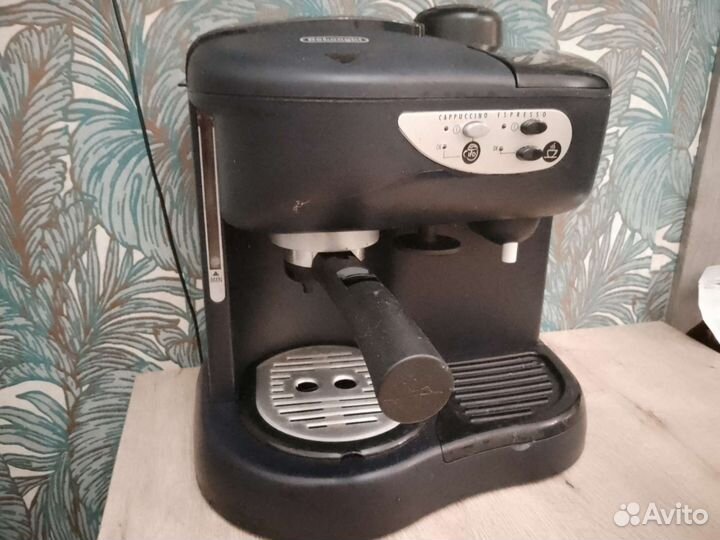 Кофемашина delonghi