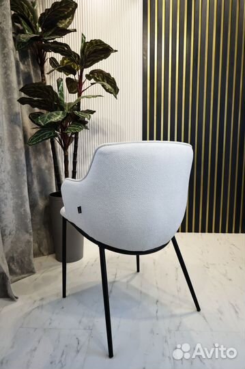 Стул Oskar, велюр, металлические ножки