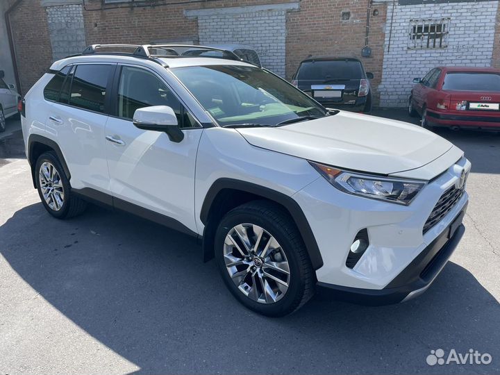 Toyota RAV4 2.5 AT, 2020, 40 000 км