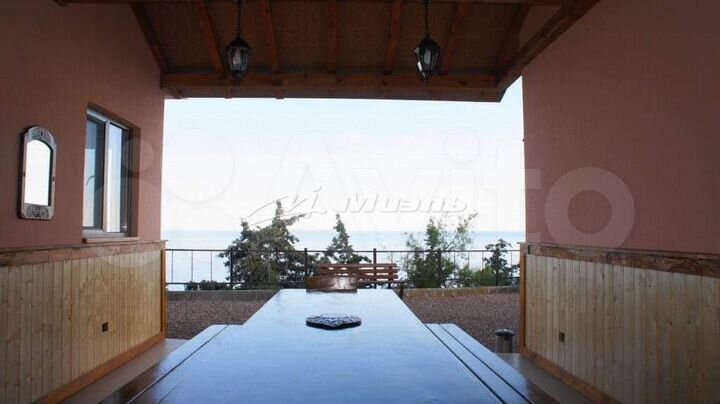 Гостиница на первой линии