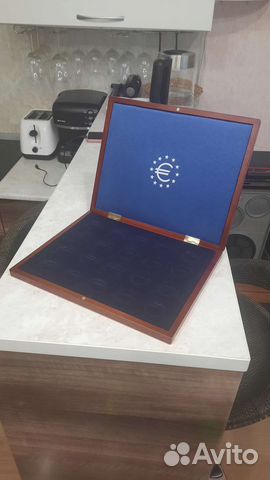 Футляр, коробка для монет