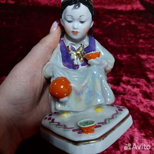 Статуэтка фарфоровая СССР