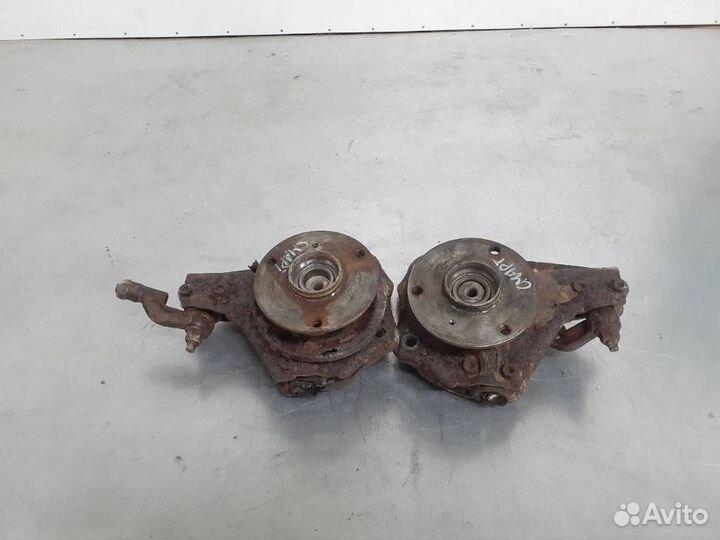 Кулак SMART Fortwo 2001