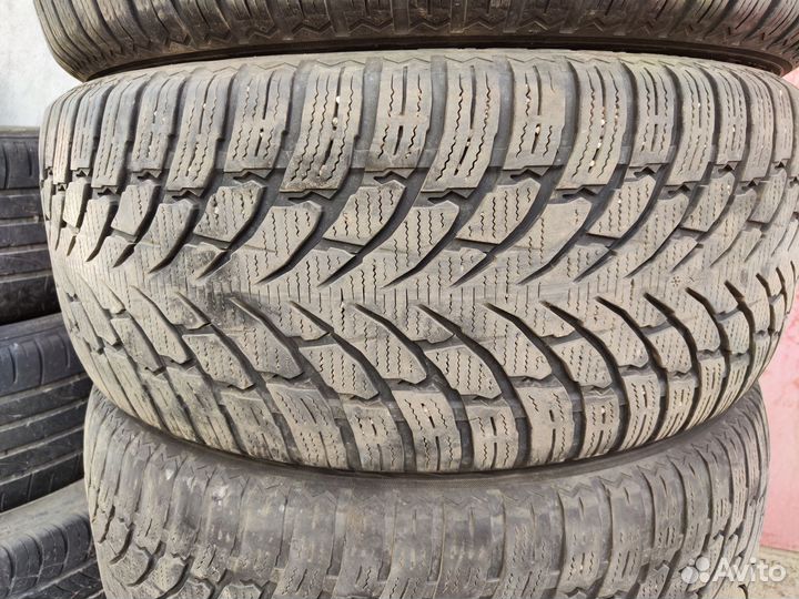Nokian Tyres WR SUV 4 245/50 R19