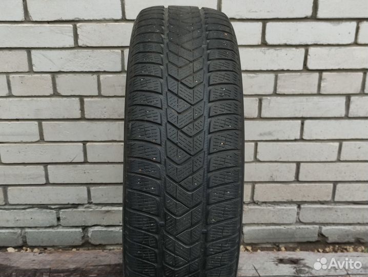 Pirelli Scorpion Winter 215/65 R17