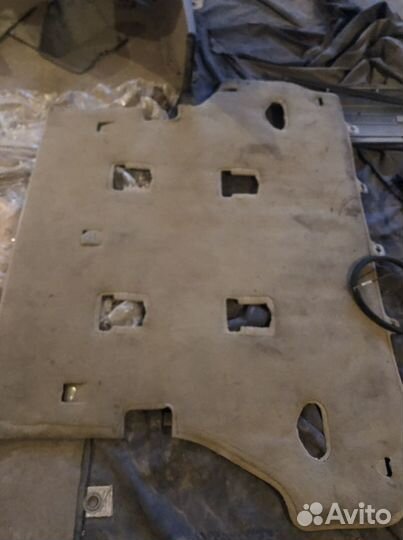 Ковровое покрытие LexusLX470