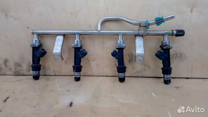 Рампа топливная Z16XEP на Опель Астра Н Зафира Б