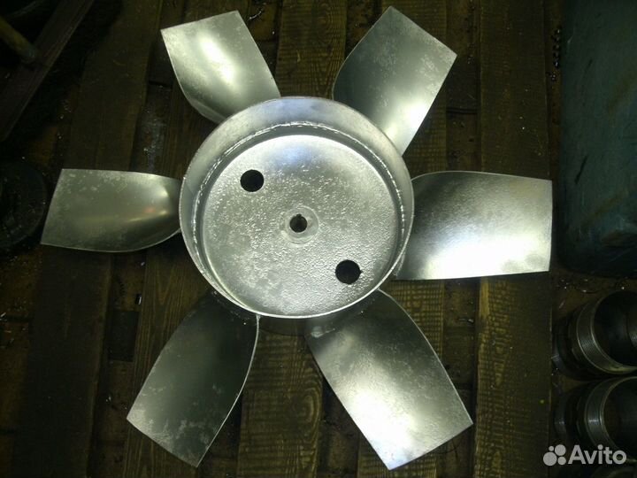 Гребной винт для катера