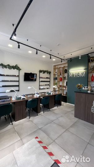 Мастер ногтевого сервиса