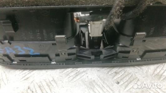 Кнопка аварийки volkswagen golf 6 (SEA32I501)