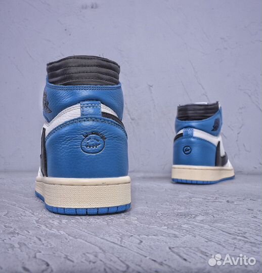 Travis scott x jordan 1 fragment