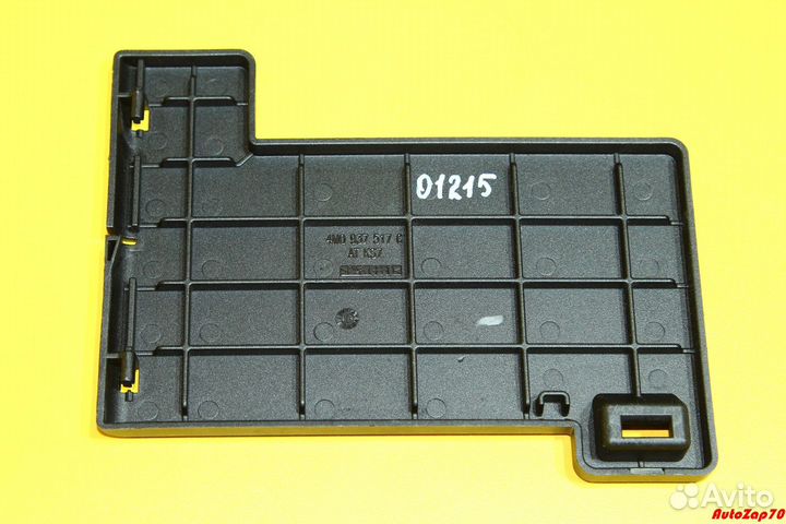 Audi Q7 4M Крышка силовых предохранителей