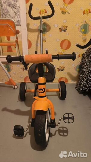 Детский трехколесный велосипед