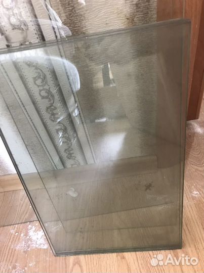 Стекла от стенки