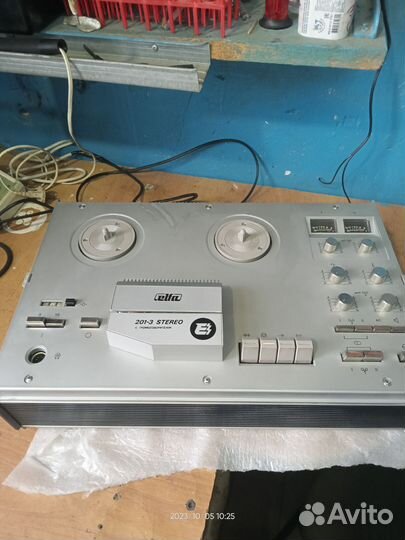 Катушечный магнитофон эльфа 201-3 стерео