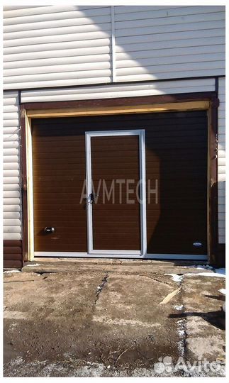 Секционные ворота для гаража