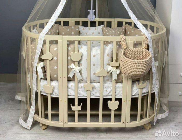 Детская кроватка