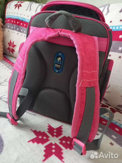 Школьный рюкзак для девочки