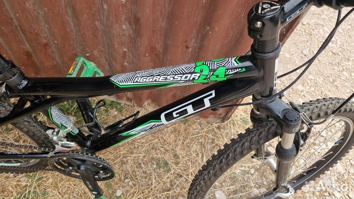 Продам велосипед GT