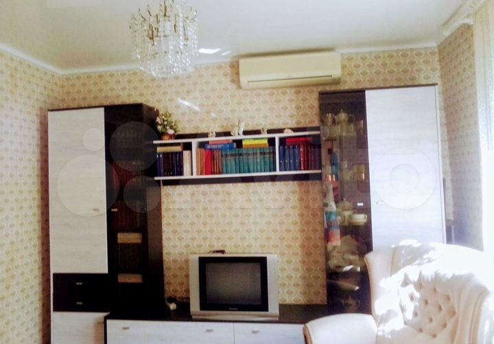 Комната 30 м² в 2-к., 1/1 эт.