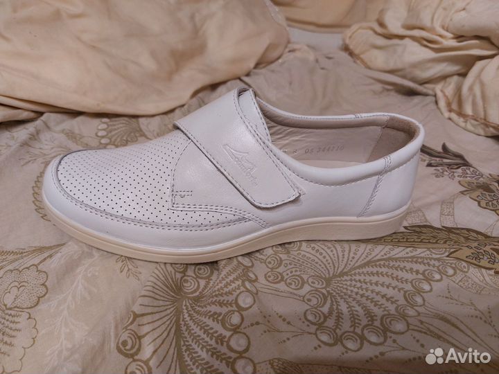 Мокасины медицинские женские 38 размер
