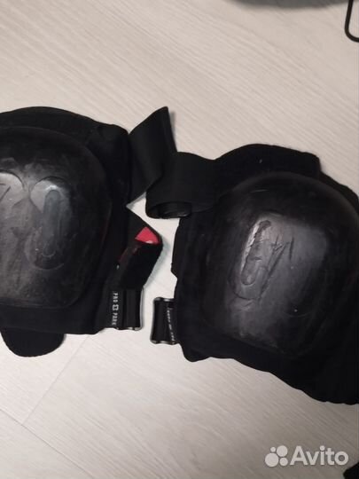 Наколенники для самоката core