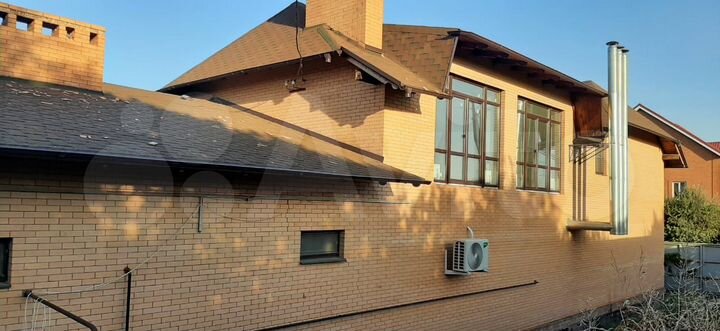 Дом 374 м² на участке 14 сот.