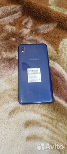 Samsung Galaxy A10, 2/32 ГБ