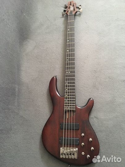 Бас гитара Cort B5 Plus