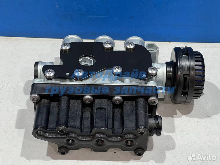 Кран управления пневмоподвеской для Ситрак