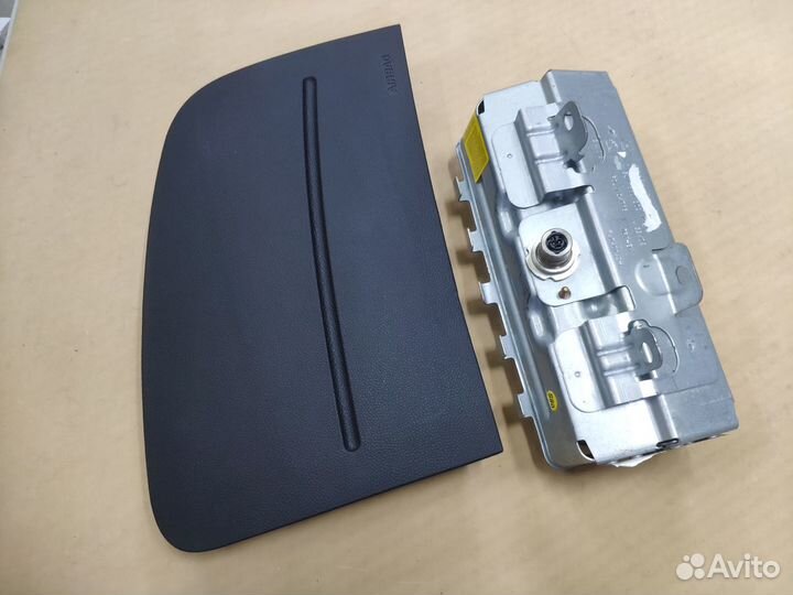 Подушка безопасности пассажира Skoda Fabia