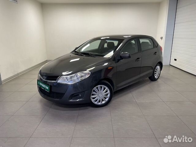 Chery very 2012