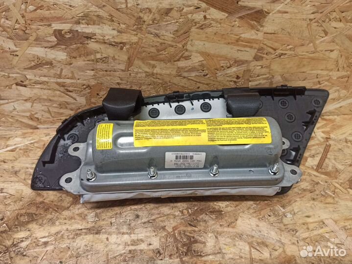 Подушка безопасности в торпедо Ford Focus 1