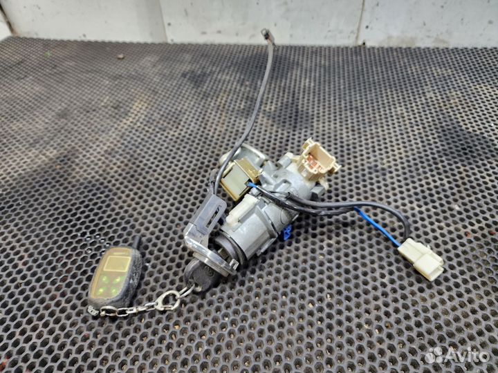 Замок зажигания Chery Fora A21