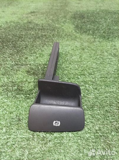 Рычаг стояночного тормоза Audi Q7 2005