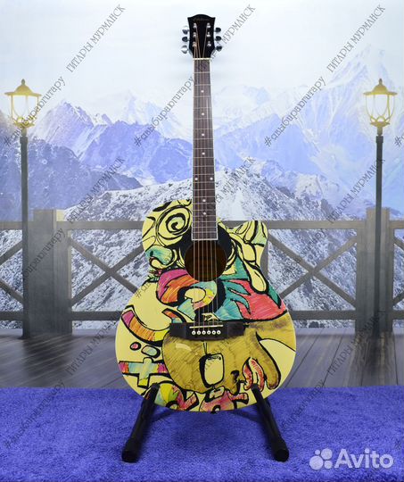 Акустическая гитара с принтом (новая) + аксессуары