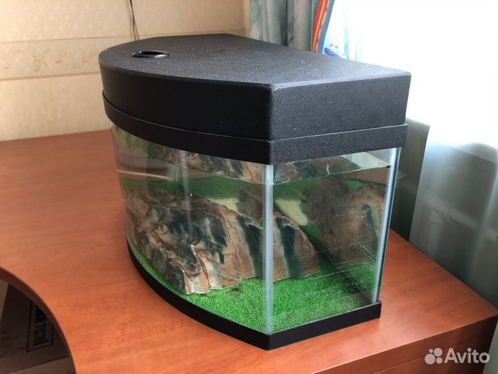 Аквариум с выпуклым фронтальным стеклом, б/у